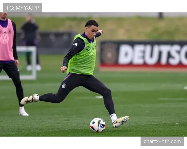 德国队在欧预赛中全力以赴迎战劲敌,状态值得关注 德国队在欧预赛中全力以赴迎战劲敌,状态值得关注