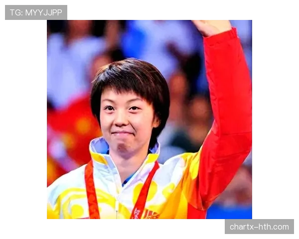 张怡宁打完比赛顺手把对手的球拍放自己包里了